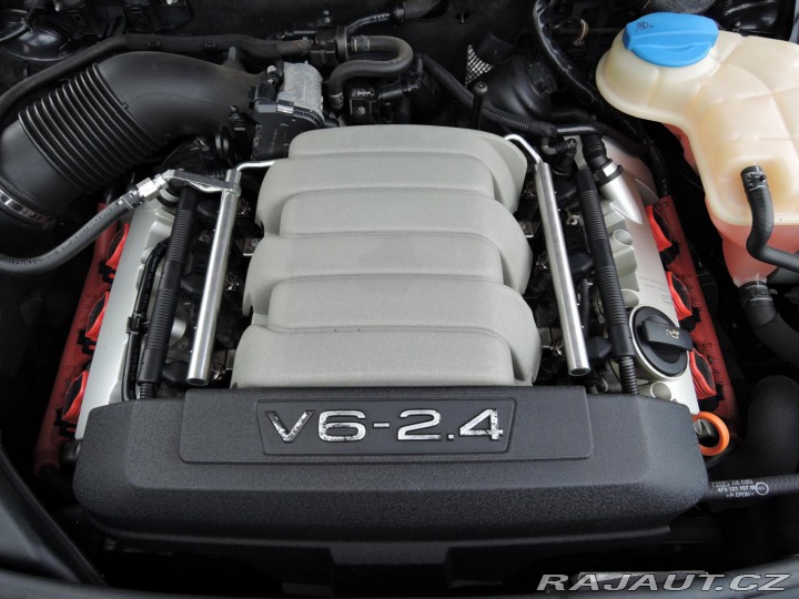 Audi A6 2.4i V6 Qattro Kůže 2006