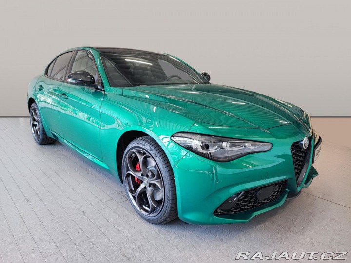 Alfa Romeo Giulia 2,0 Turbo 280k Q4 AT8 TRI 2024