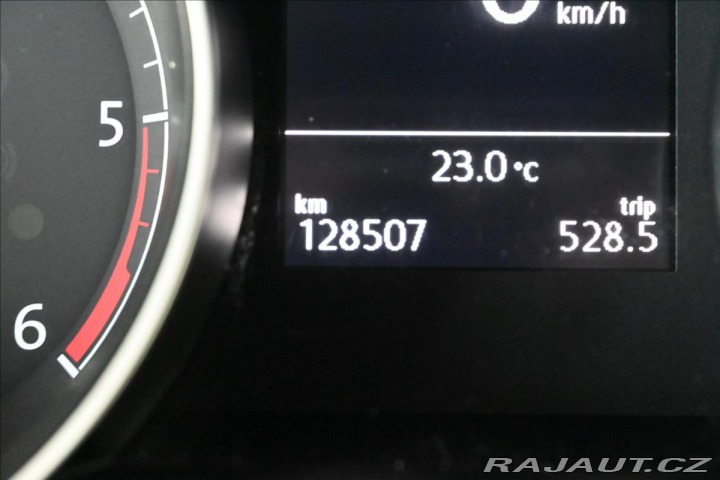Volkswagen Golf 2,0 TDi 110kW DSG NAVI Zá 2020
