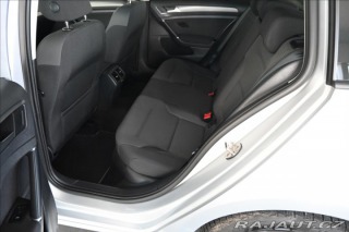 Volkswagen Golf 2,0 TDi 110kW DSG NAVI Zá 2020