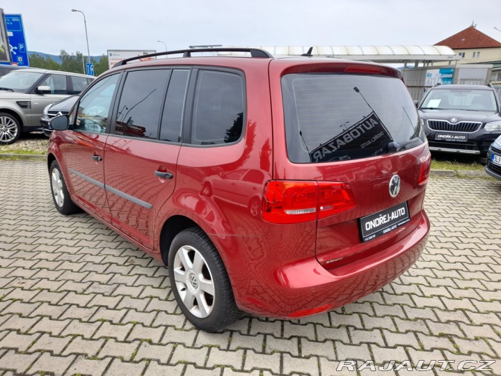 Volkswagen Touran 7 MÍST 1,6TDI 77 KW AC 2010
