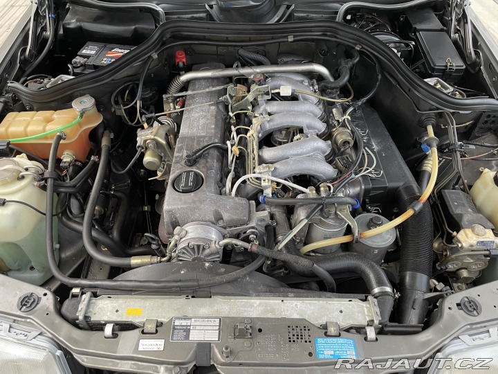 Mercedes-Benz 124 300 D 1990