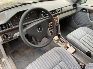 Mercedes-Benz 124 300 D 1990
