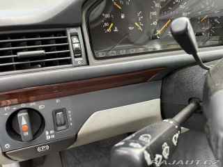 Mercedes-Benz 124 300 D 1990
