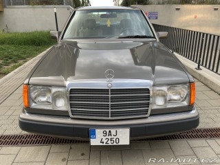 Mercedes-Benz 124 300 D 1990