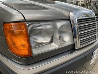 Mercedes-Benz 124 300 D 1990