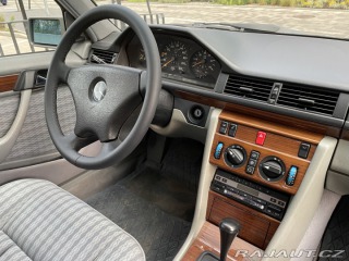 Mercedes-Benz 124 300 D 1990