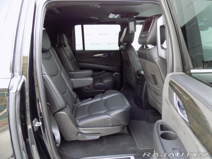 Cadillac Escalade 6.2/ESV/V8/AWD/Platinum/ 2017