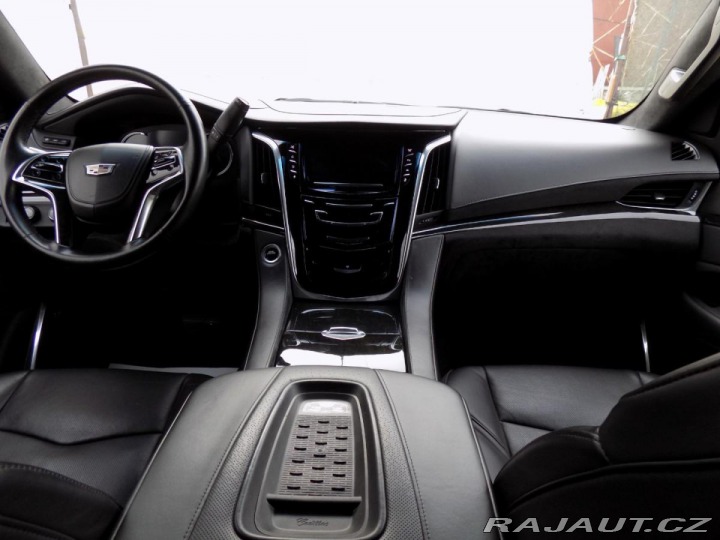Cadillac Escalade 6.2/ESV/V8/AWD/Platinum/ 2017