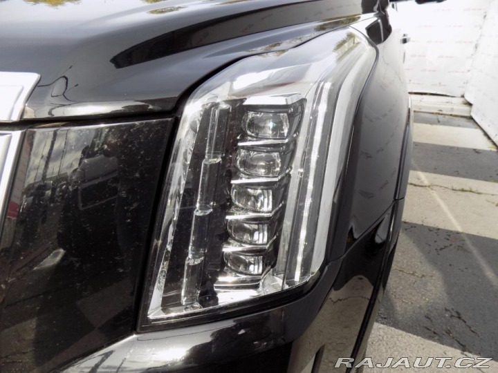 Cadillac Escalade 6.2/ESV/V8/AWD/Platinum/ 2017