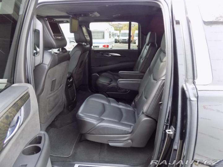 Cadillac Escalade 6.2/ESV/V8/AWD/Platinum/ 2017