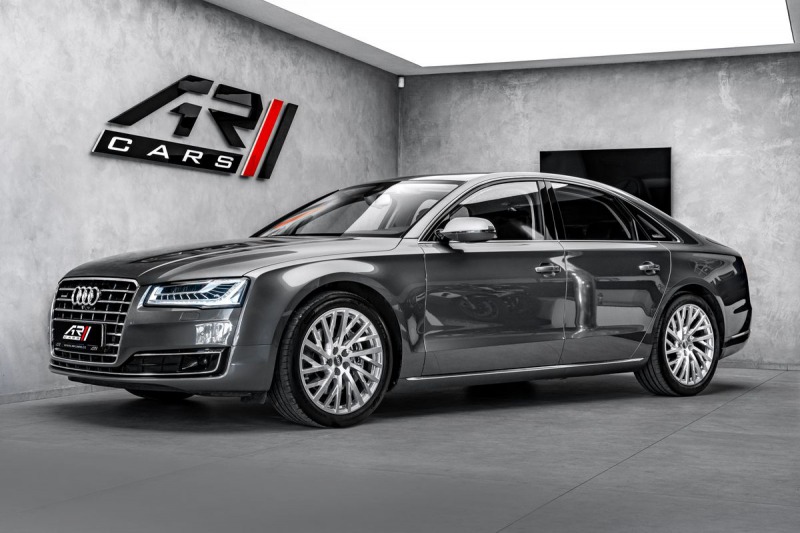 Audi A8 3.0 TDI Masážem HUD, TV,