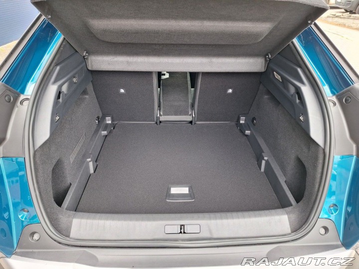 Peugeot 3008 ALLURE Hybrid 136 e-DCS6 2024
