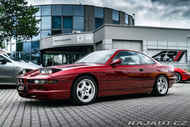 BMW 8 CSI 1800