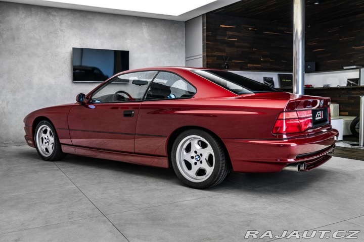 BMW 8 CSI 1800