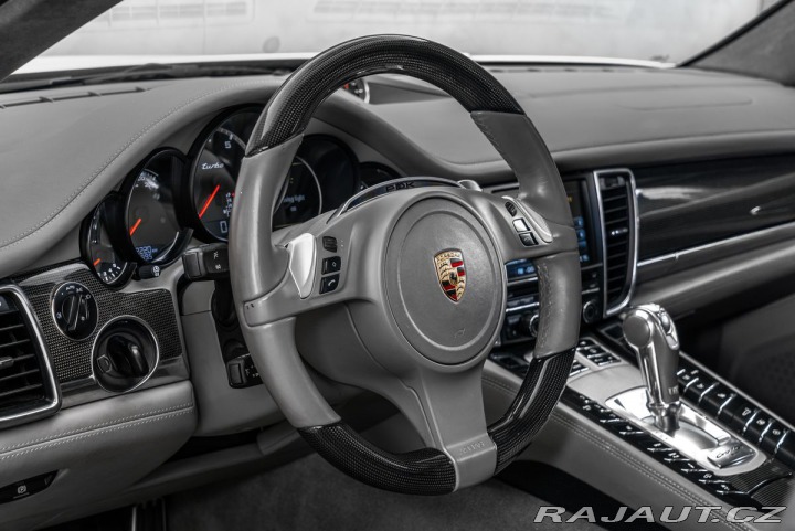 Porsche Panamera 4.8 Turbo GRAND GT TECHA 2011