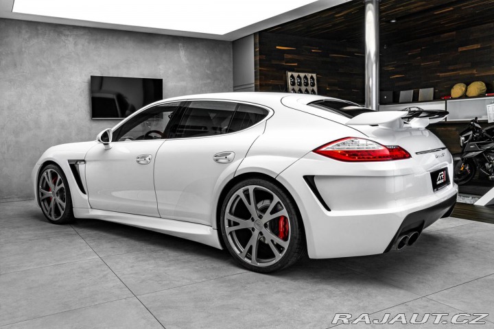 Porsche Panamera 4.8 Turbo GRAND GT TECHA 2011