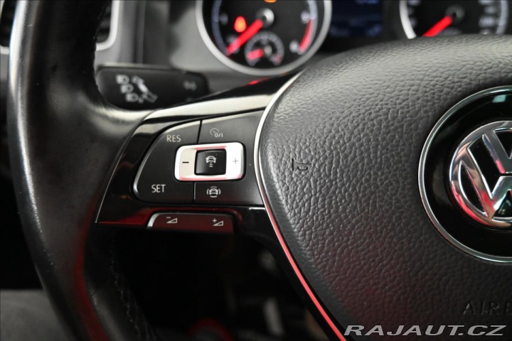 Volkswagen Golf 1,6 TDI 85 kW COMFORTLINE 2020