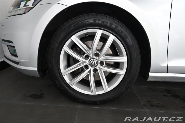 Volkswagen Golf 1,6 TDI 85 kW COMFORTLINE 2020