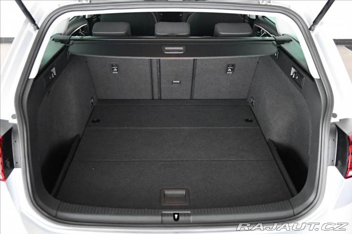 Volkswagen Golf 1,6 TDI 85 kW COMFORTLINE 2020