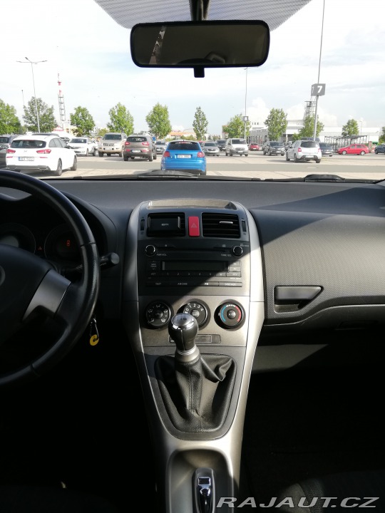 Toyota Auris hatchback 2008