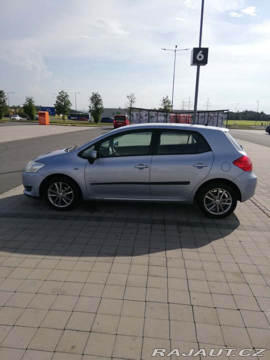 Toyota Auris hatchback 2008