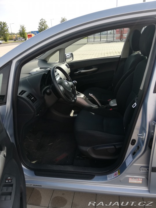 Toyota Auris hatchback 2008