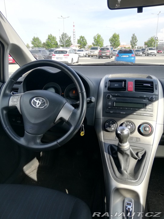 Toyota Auris hatchback 2008