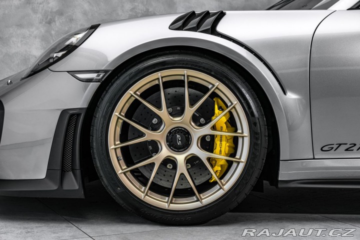 Porsche 911 GT2 RS, Weissach paket, l 2018