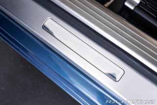 Bentley Flying Spur W12/Naim/2x TV/4místní/Ve 2015