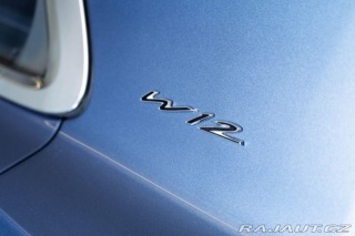 Bentley Flying Spur W12/Naim/2x TV/4místní/Ve 2015