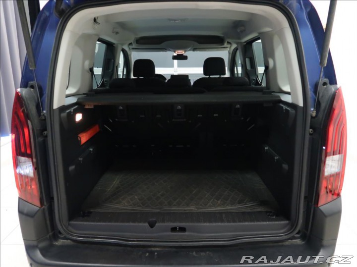 Peugeot Rifter 1,2 i ALLURE  PureTech 11 2019