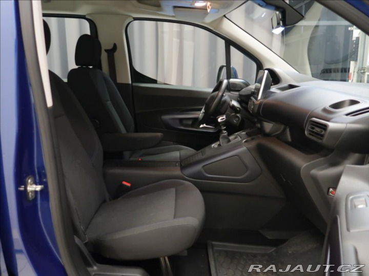 Peugeot Rifter 1,2 i ALLURE  PureTech 11 2019