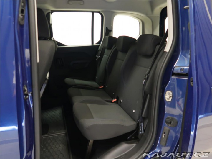 Peugeot Rifter 1,2 i ALLURE  PureTech 11 2019