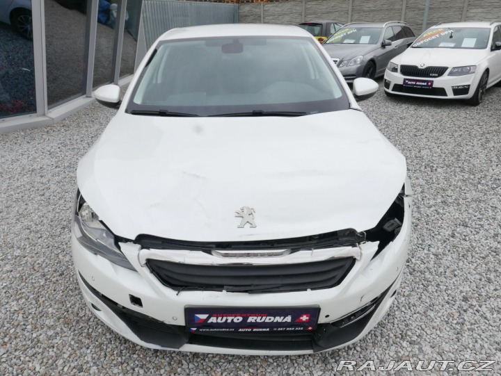 Peugeot 308 1,2i 81kW REZERVACE 2015
