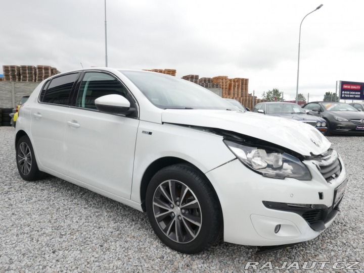 Peugeot 308 1,2i 81kW REZERVACE 2015