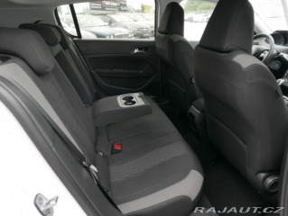 Peugeot 308 1,2i 81kW PureTech/Navi 2015