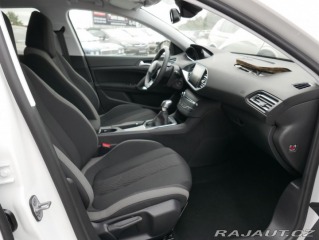 Peugeot 308 1,2i 81kW PureTech/Navi 2015
