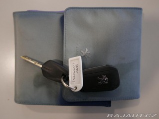 Peugeot 308 1,2i 81kW PureTech/Navi 2015