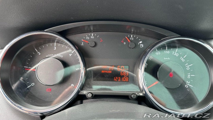 Peugeot 3008 2.0HDi 110kW*Premium*Alu* 2010