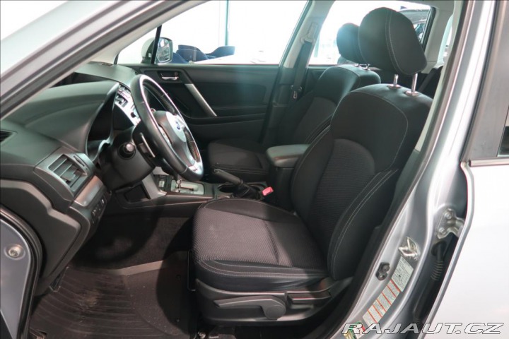 Subaru Forester 2,0 i-L Comfort Lineartro 2013