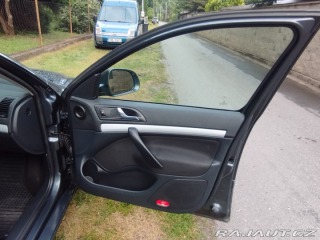 Škoda Octavia 1.8 TSi Ambiente + hezká 2010