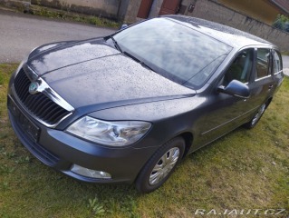 Škoda Octavia 1.8 TSi Ambiente + hezká 2010