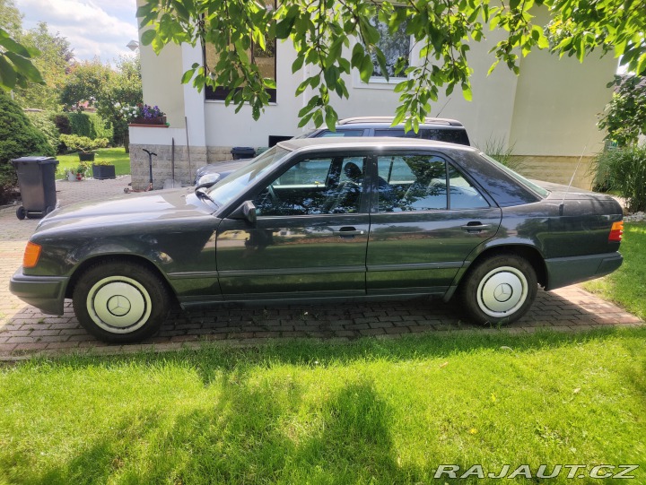 Mercedes-Benz 124 1987