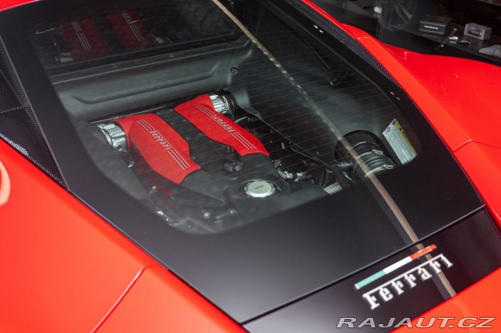 Ferrari 488 GTB TOP/Nájezd 117km! 1800