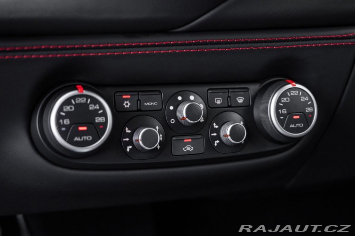 Ferrari 488 GTB TOP/Nájezd 117km! 1800