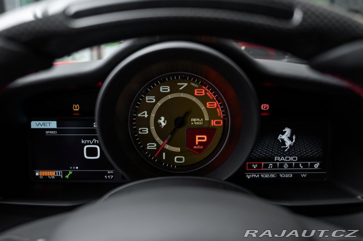 Ferrari 488 GTB TOP/Nájezd 117km! 1800