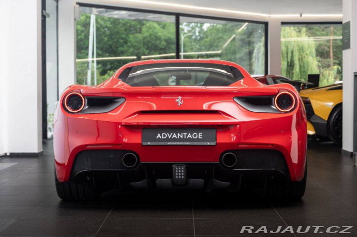 Ferrari 488 GTB TOP/Nájezd 117km! 1800