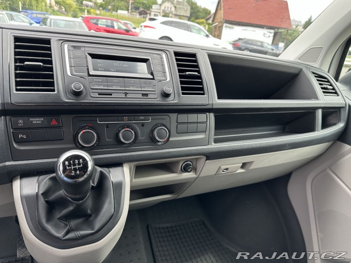 Volkswagen Transporter 2,0TDI 75kW LONG SERVISKA 2017