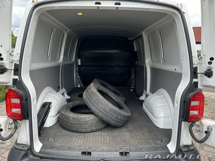 Volkswagen Transporter 2,0TDI 75kW LONG SERVISKA 2017
